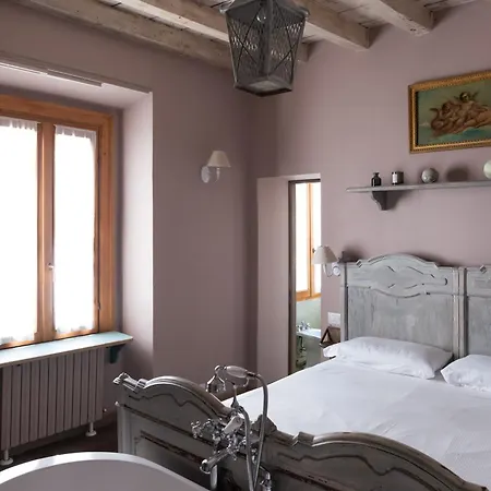 Characteristic One Bedroom Navigli - Mirable Pm شقة ميلان